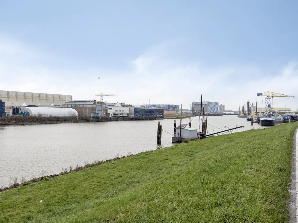 De Ruyterstraat 15, CAPELLE AAN DEN IJSSEL