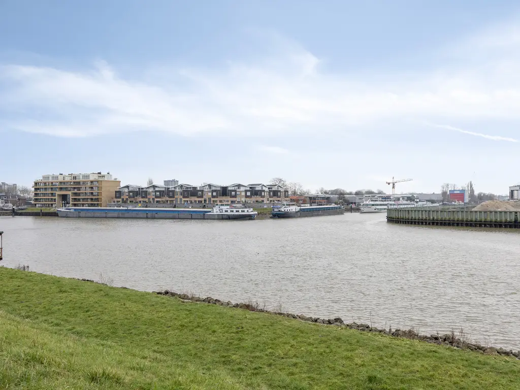 De Ruyterstraat 15, CAPELLE AAN DEN IJSSEL