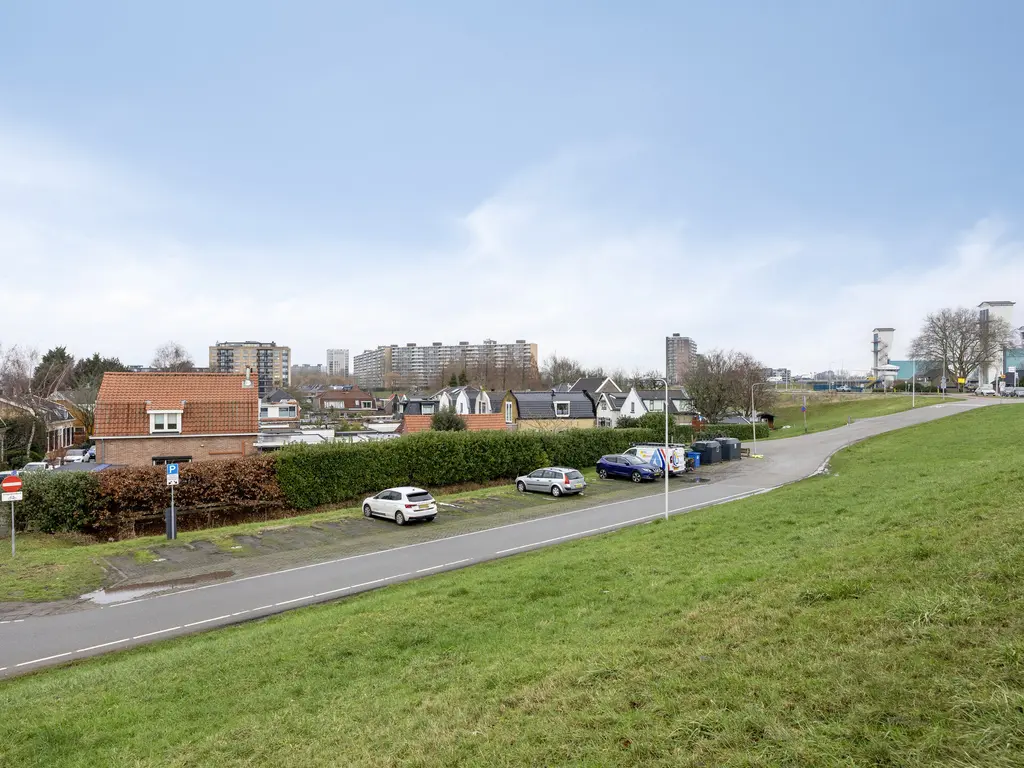 De Ruyterstraat 15, CAPELLE AAN DEN IJSSEL