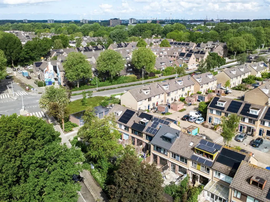 Baarsveen 137, SPIJKENISSE