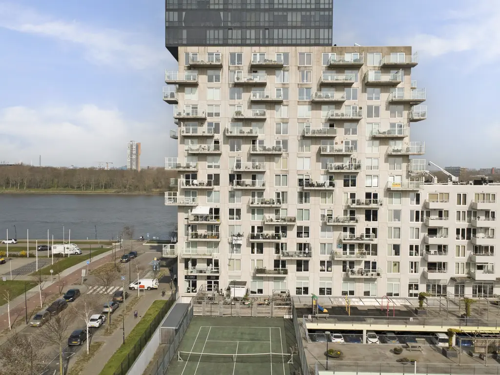 Hongerlandsedijk 16-18, SPIJKENISSE