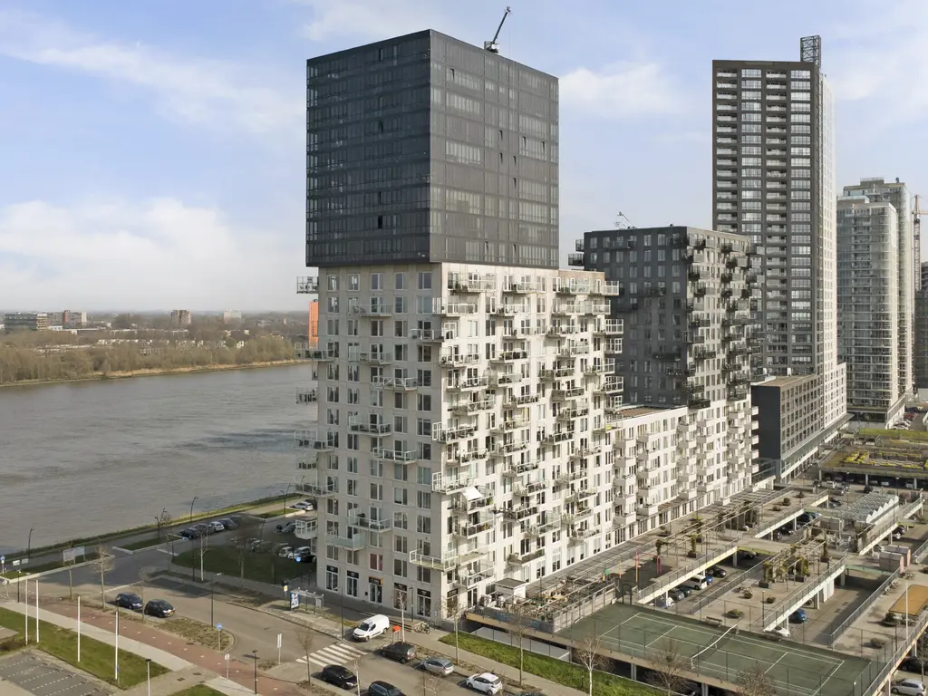 Hongerlandsedijk 16-18, SPIJKENISSE