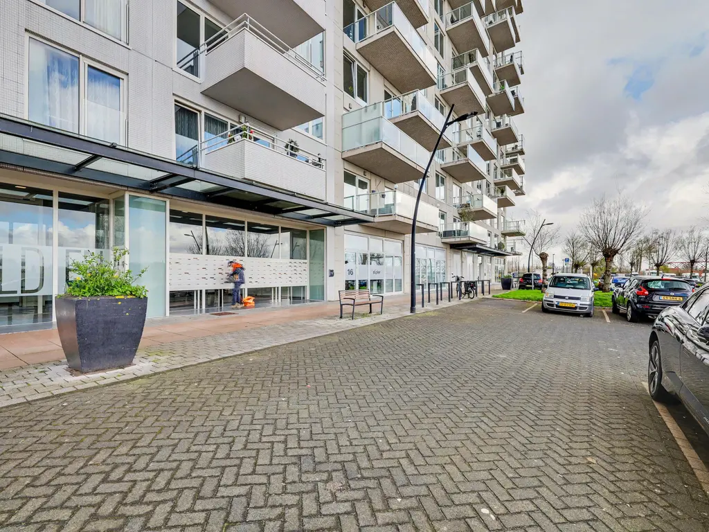 Hongerlandsedijk 16-18, SPIJKENISSE
