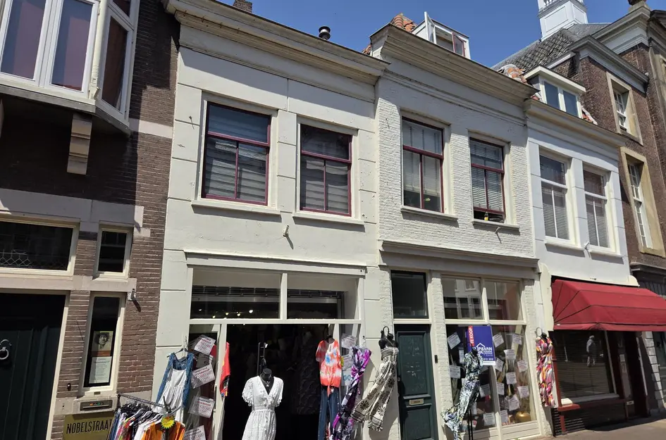 Nobelstraat 6