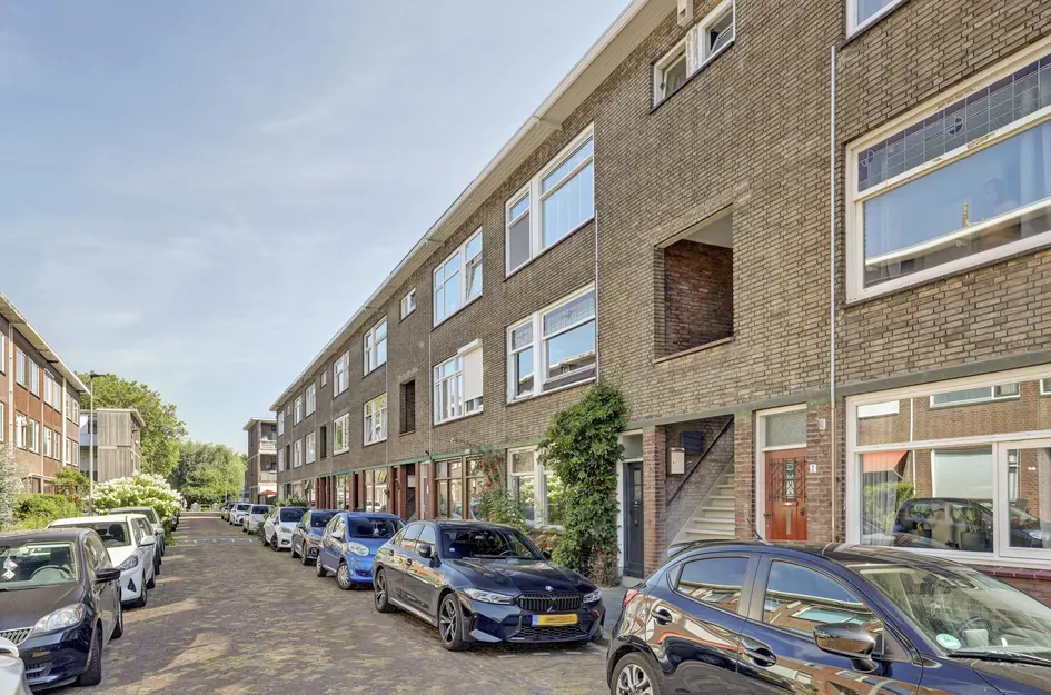 Mr. Troelstrastraat 8