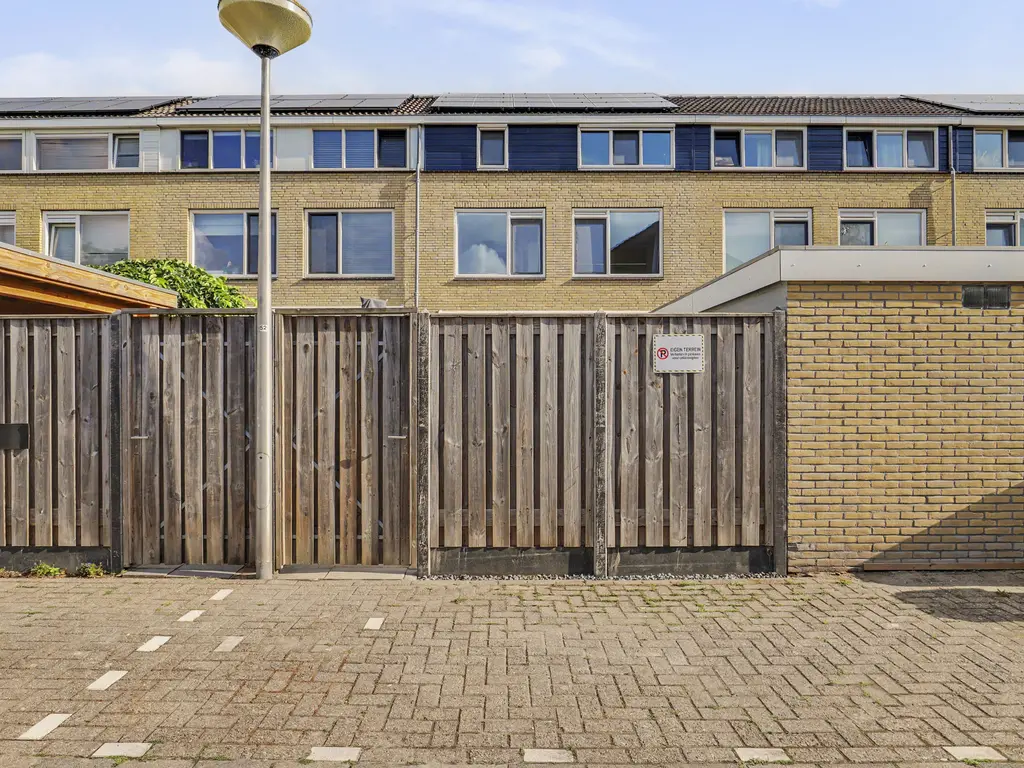 Kikkerveen 209, SPIJKENISSE