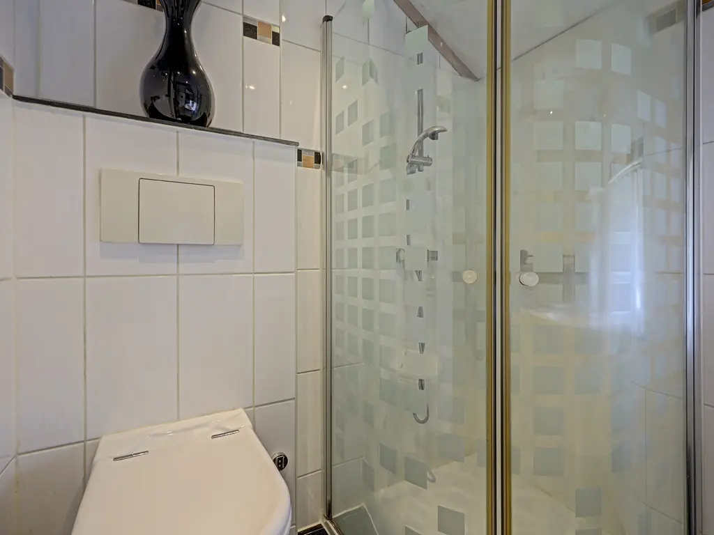 Ribeslaan 30, SCHIEDAM