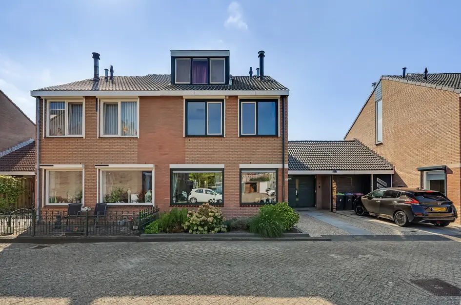 Tubastraat 31