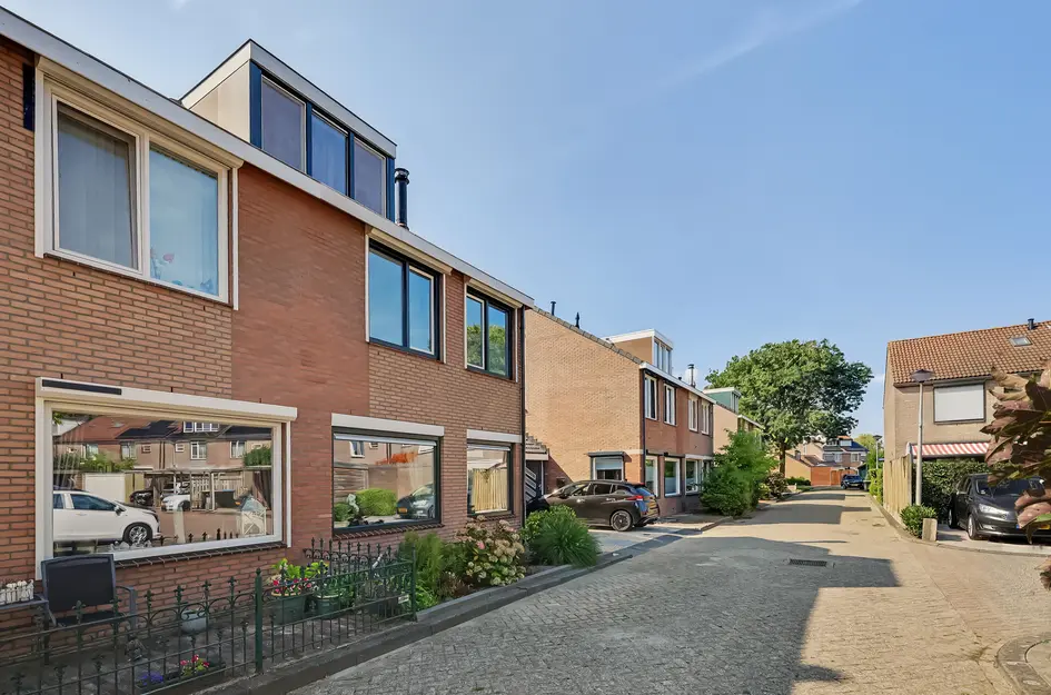 Tubastraat 31