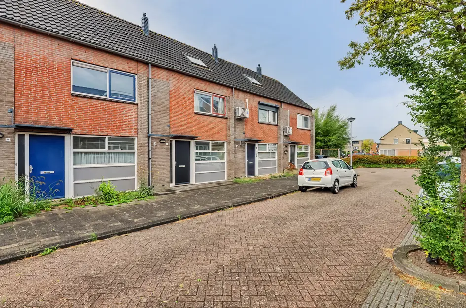 Vicky Baumstraat 6