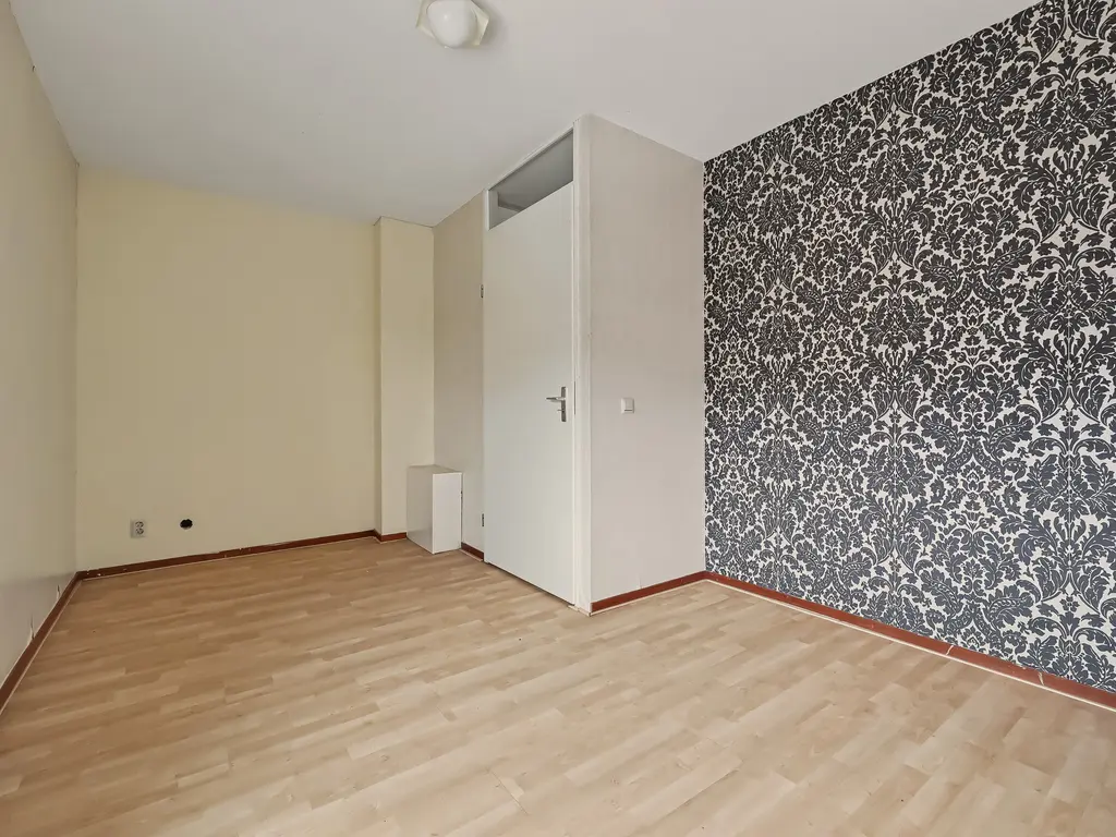 Vicky Baumstraat 6, SPIJKENISSE