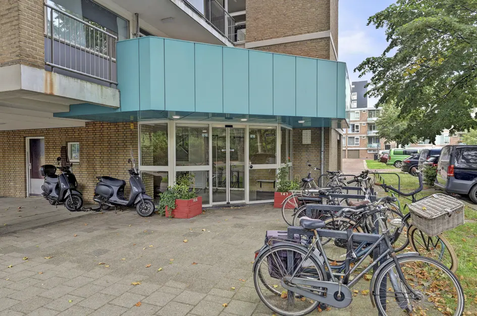 Albert van Raalteplein 128