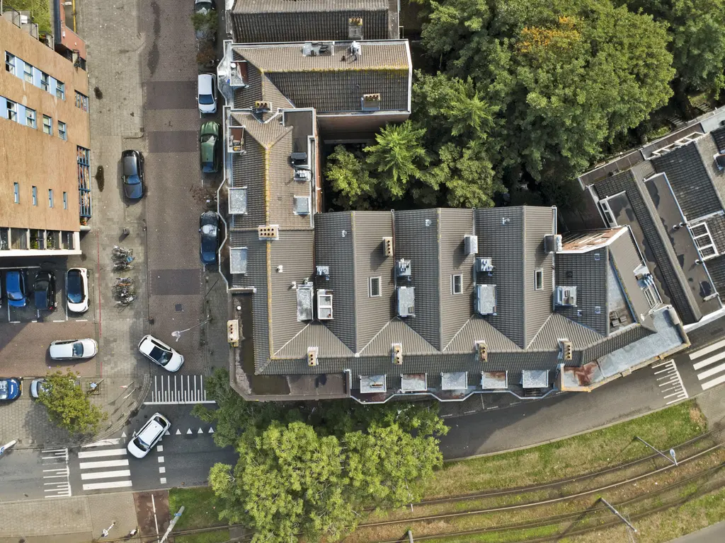 Mathenesserdijk 109B 01, ROTTERDAM