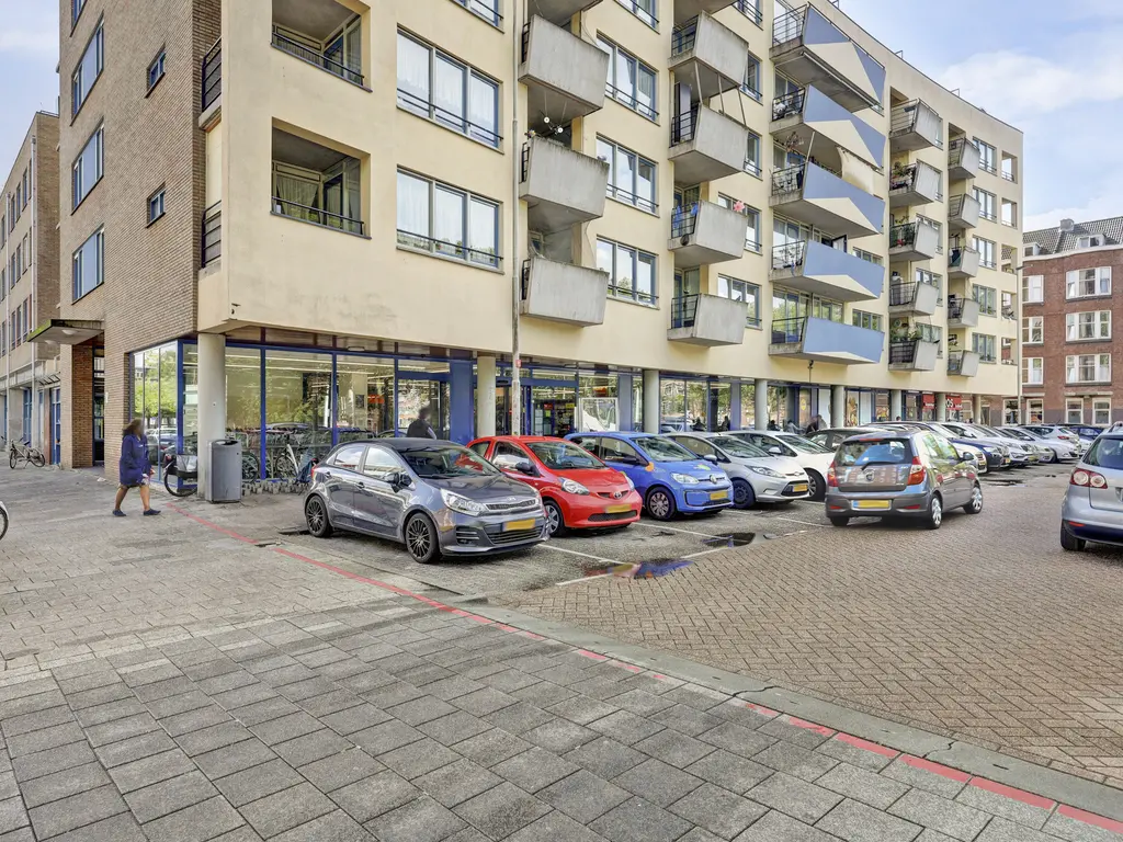 Mathenesserdijk 107A, ROTTERDAM