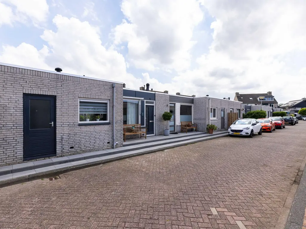 Kongostraat 12, SPIJKENISSE