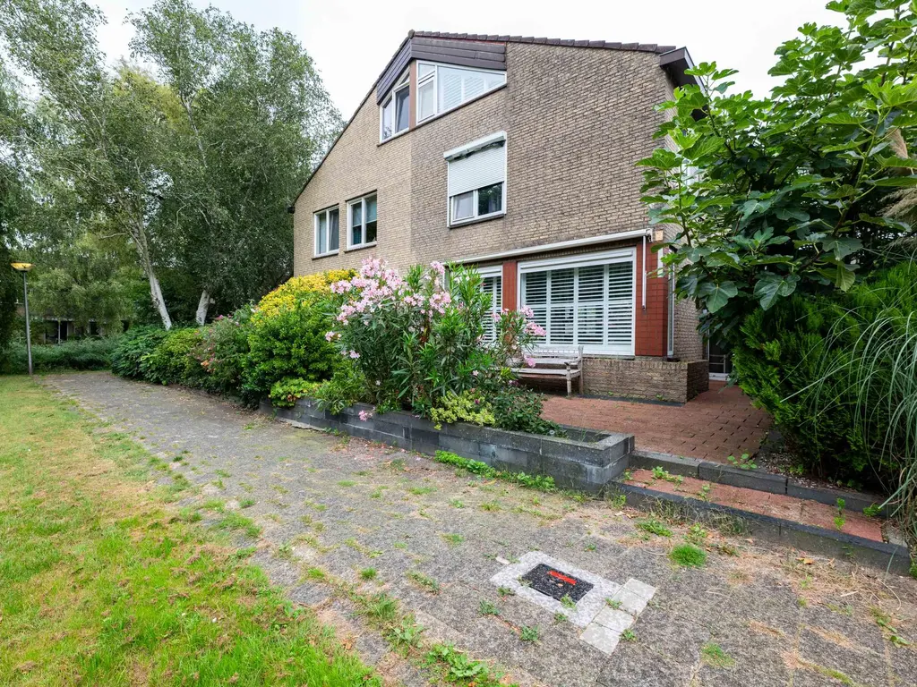 Salamanderveen 337, SPIJKENISSE