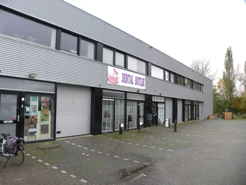 Fermiweg 7, Spijkenisse