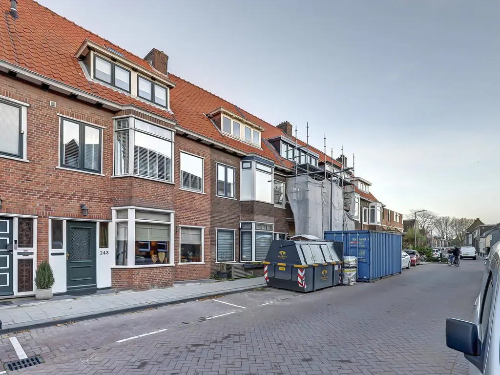 Zestienhovensekade 243, ROTTERDAM