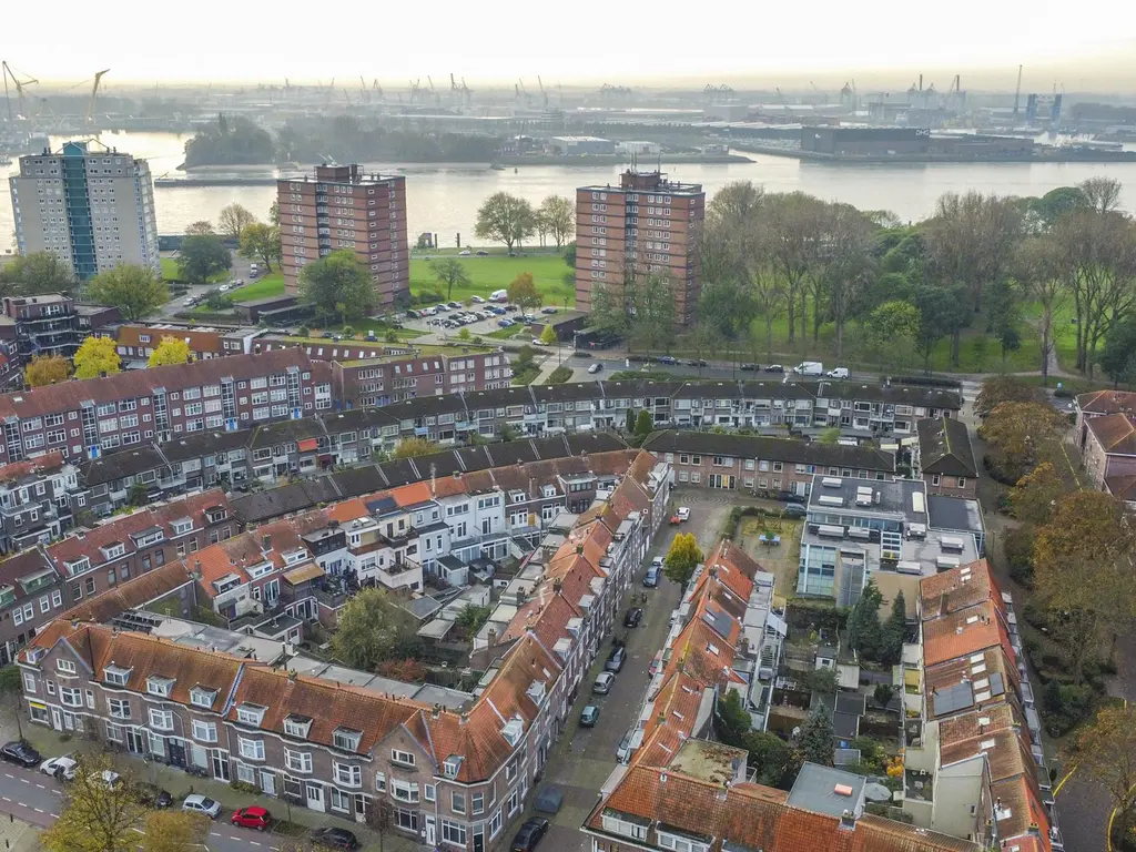 Nieuwe Maasstraat 104A, SCHIEDAM