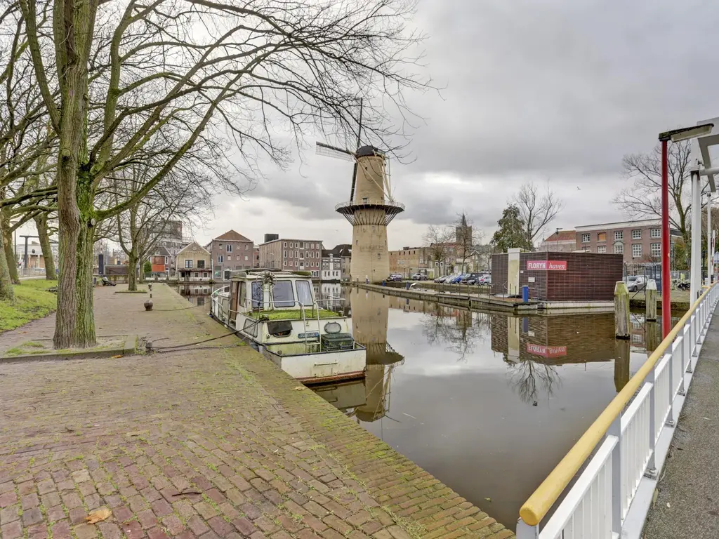 's-Gravelandseweg 864, SCHIEDAM