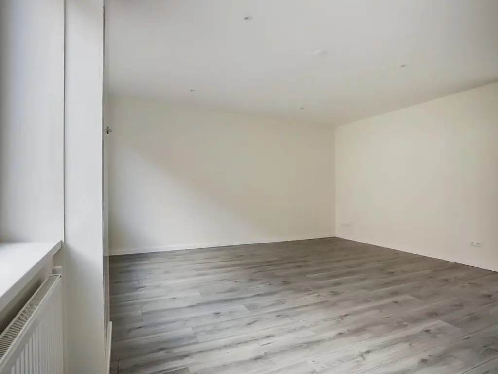 Amperestraat 44B, SCHIEDAM