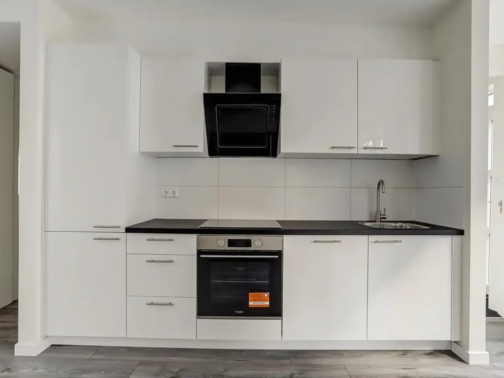 Amperestraat 44B, SCHIEDAM