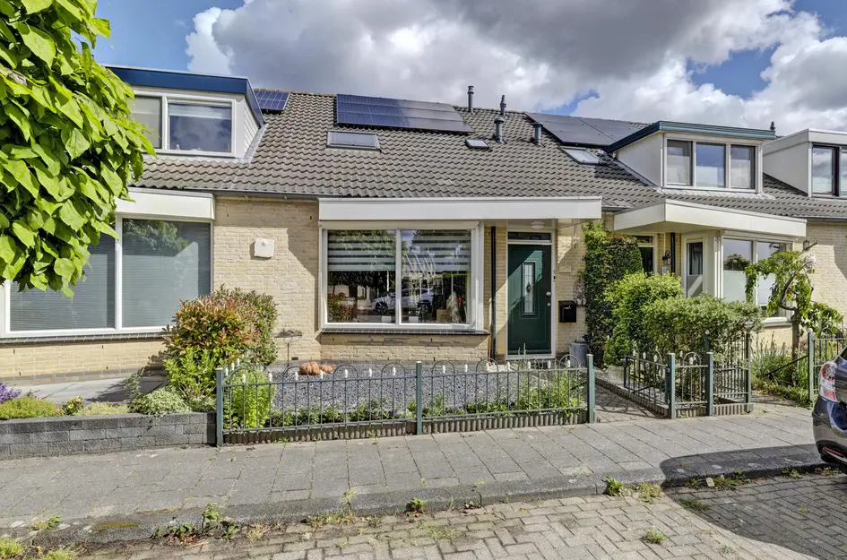 Theo Mann-Bouwmeesterstraat 27