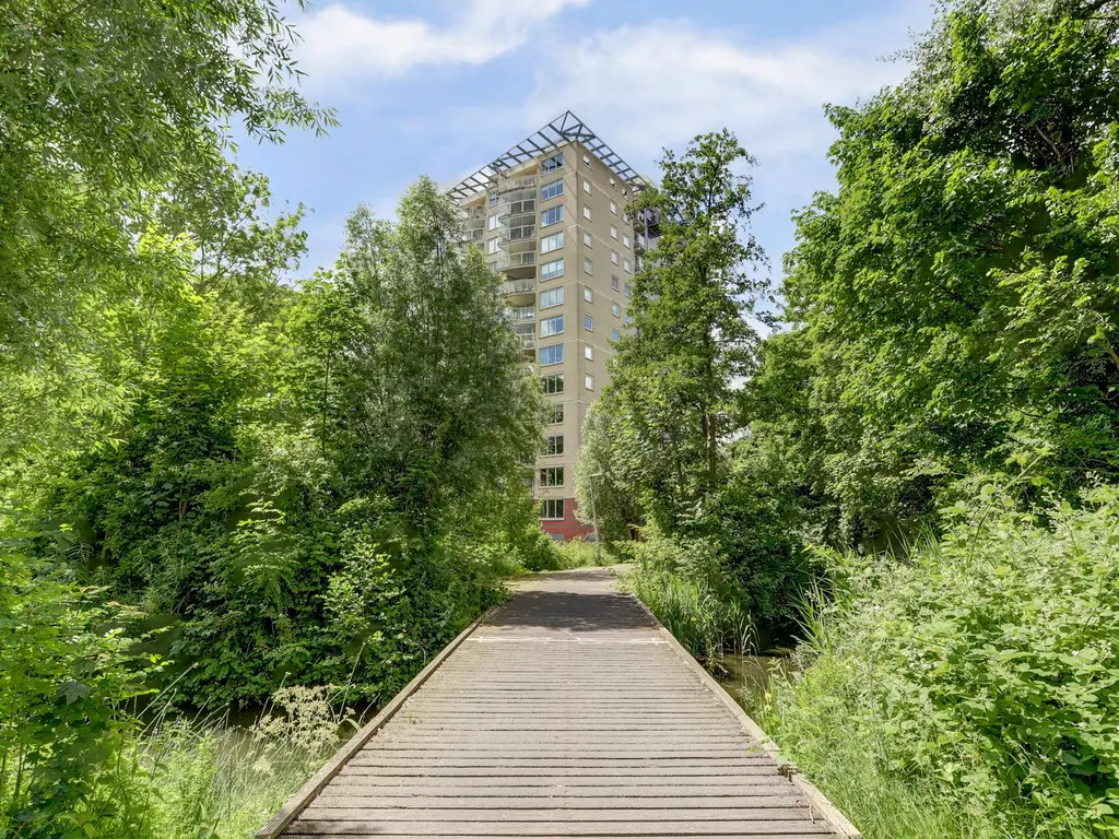 Goudenregenplein 254, SPIJKENISSE