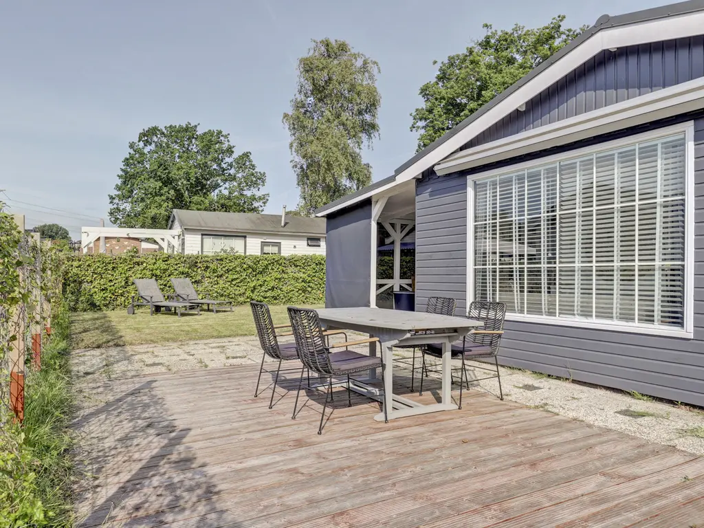 Gorsplein 2, Essenhof 26 , OOSTVOORNE