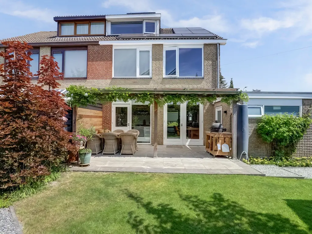 Christiaan Huygenslaan 16, SPIJKENISSE