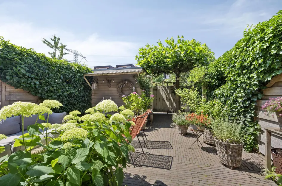 Bernard Canterstraat 23
