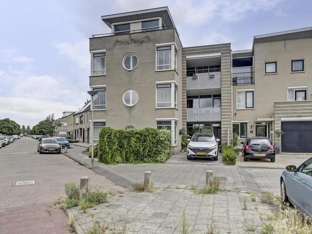 Sientje Mesdag-van Houtenstraat 49, SPIJKENISSE