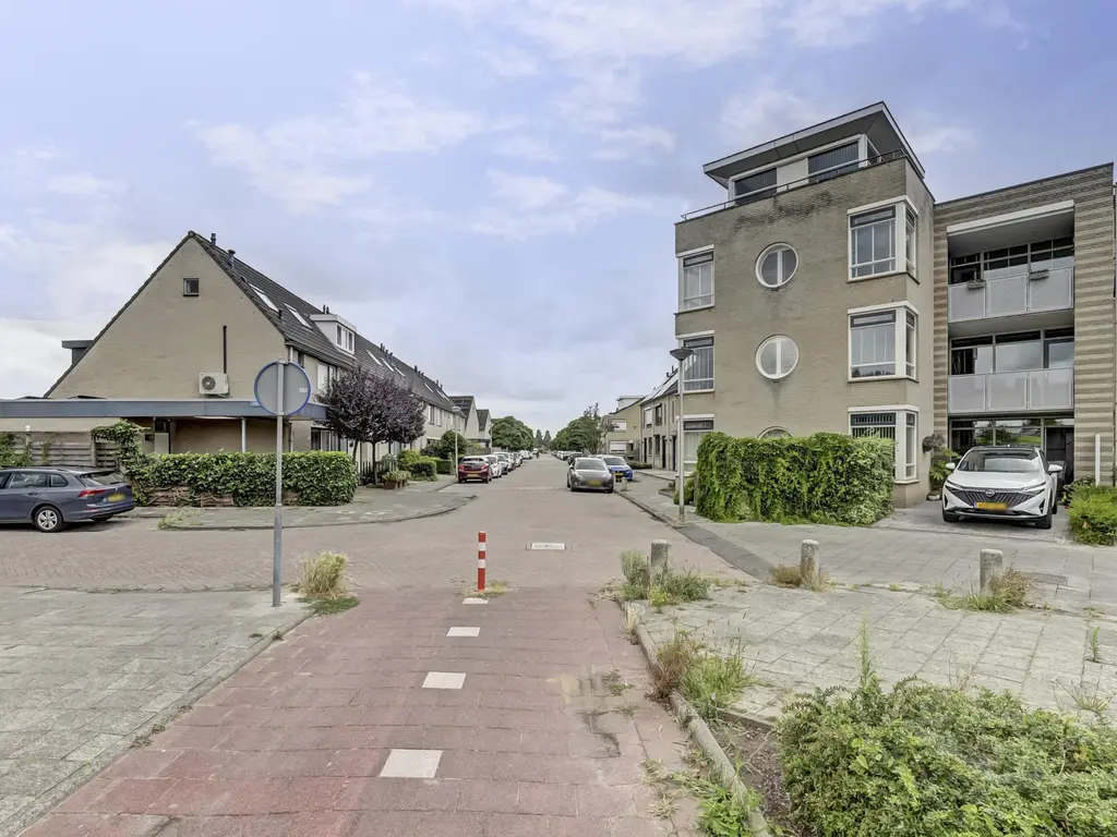Sientje Mesdag-van Houtenstraat 49, SPIJKENISSE
