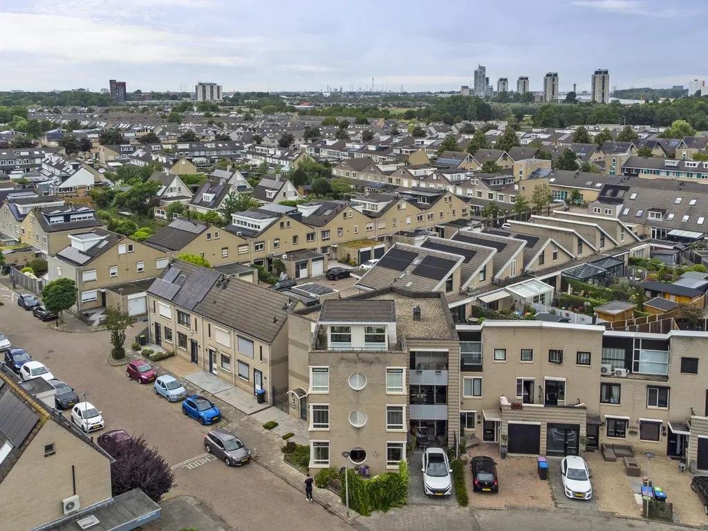 Sientje Mesdag-van Houtenstraat 49, SPIJKENISSE