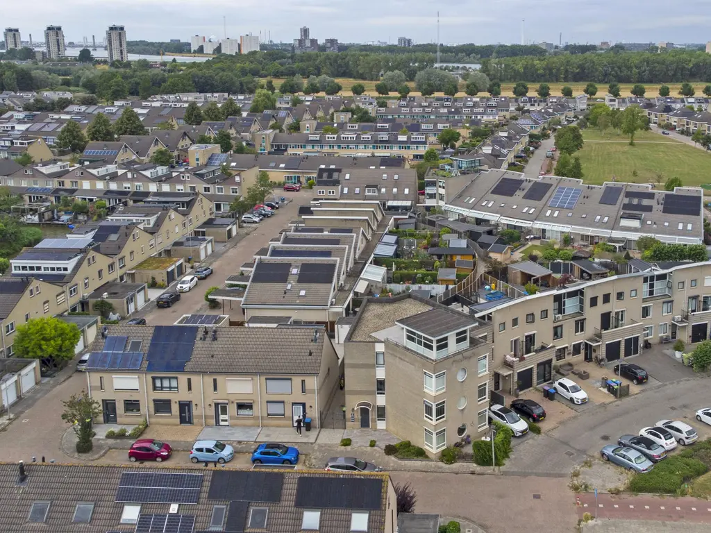 Sientje Mesdag-van Houtenstraat 49, SPIJKENISSE