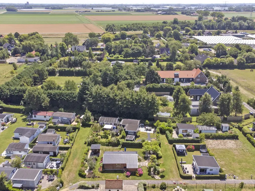 Gorsplein 2, Unolaan 20 & 22 , OOSTVOORNE
