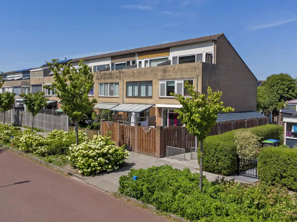 Hugo van Voorneweg 66, HEENVLIET