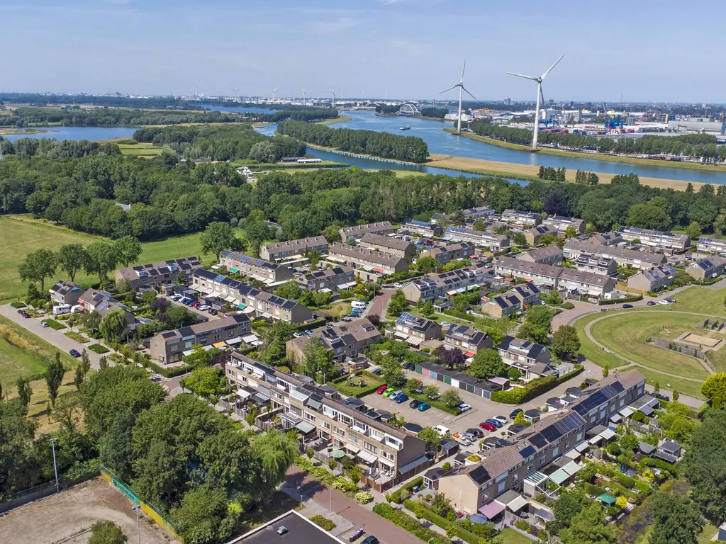 Hugo van Voorneweg 66, HEENVLIET