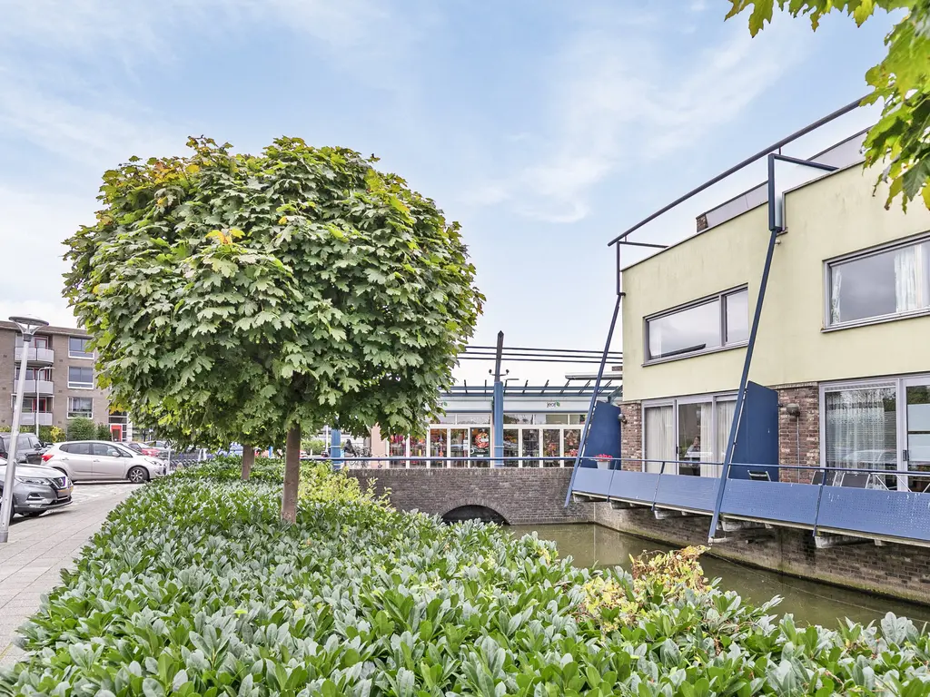 Puccinistraat 73, CAPELLE AAN DEN IJSSEL