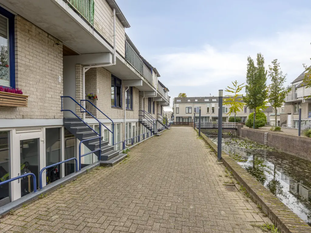 Floris Burgwal 36, CAPELLE AAN DEN IJSSEL