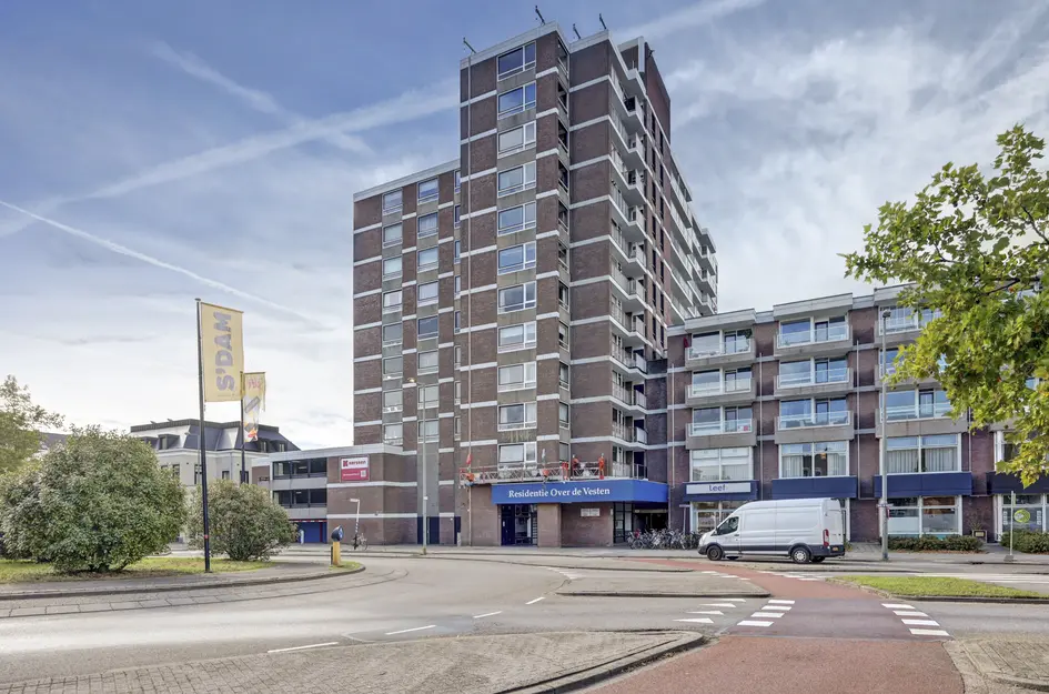 Over de Vesten 46