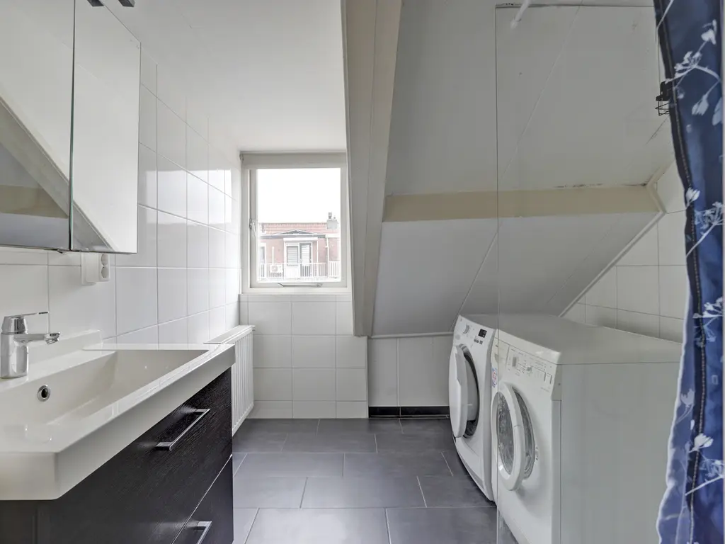 Bilderdijkstraat 33B, SCHIEDAM