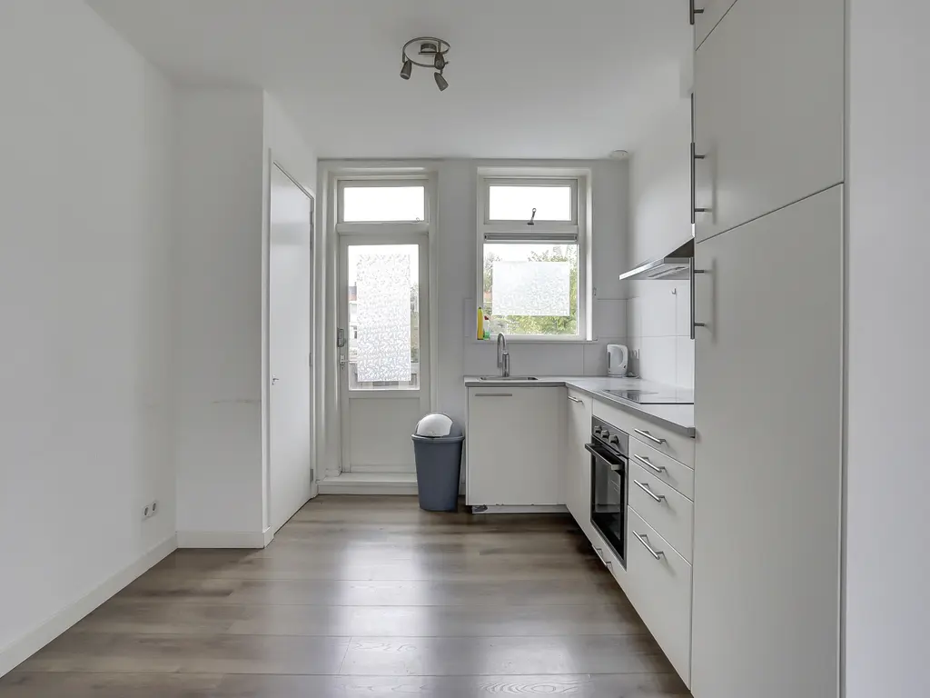 Dirk van Wassenaarstraat 28A, SCHIEDAM