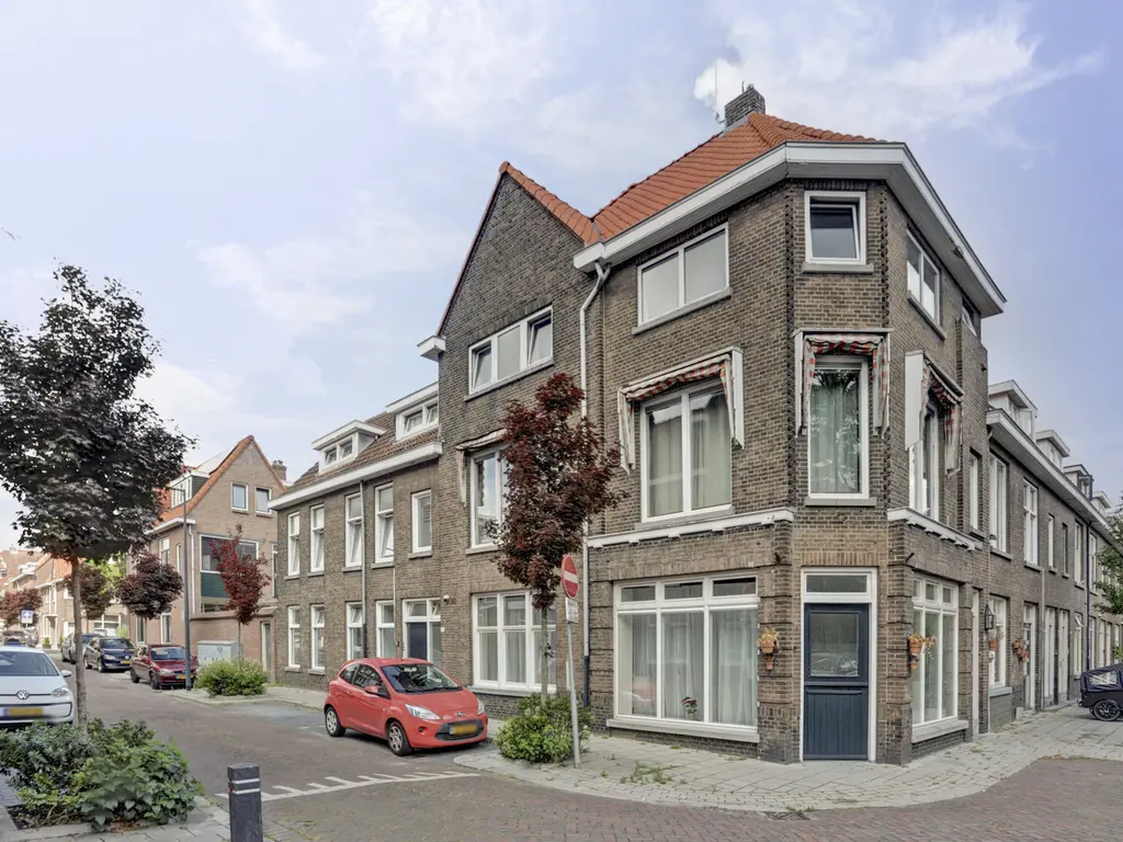 Dirk van Wassenaarstraat 28C, SCHIEDAM