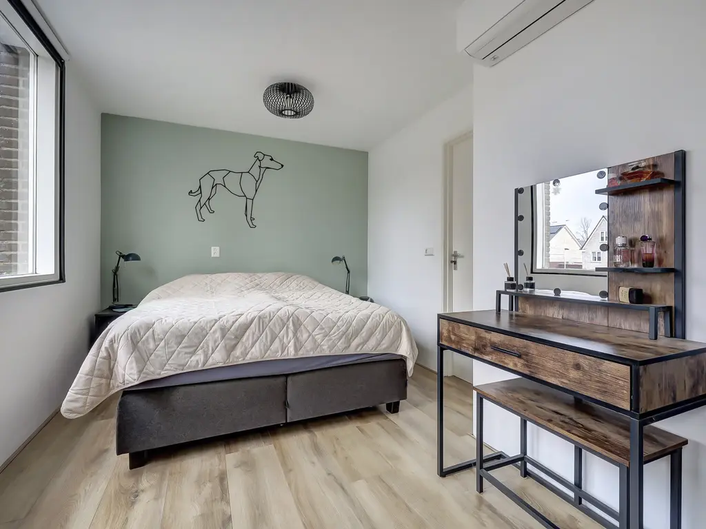 Dreef 56, HELLEVOETSLUIS