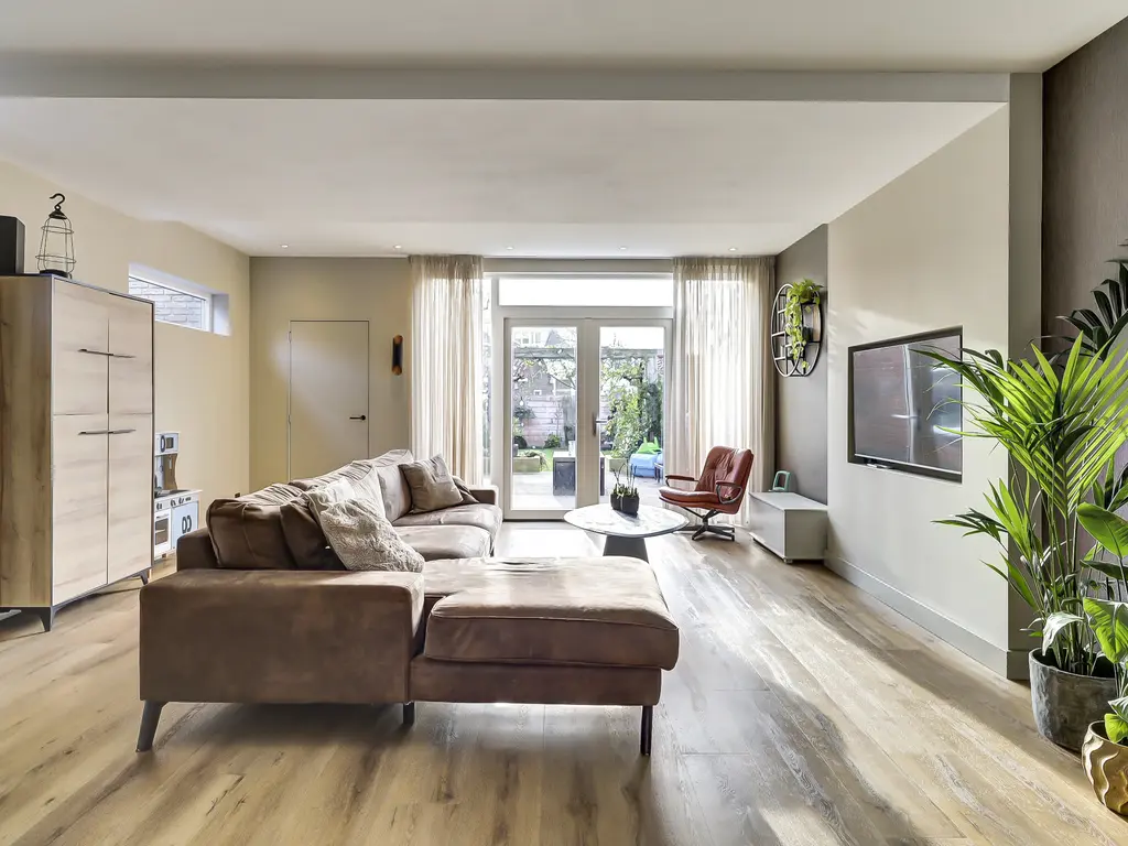 Prins Hendriklaan 18, VLAARDINGEN