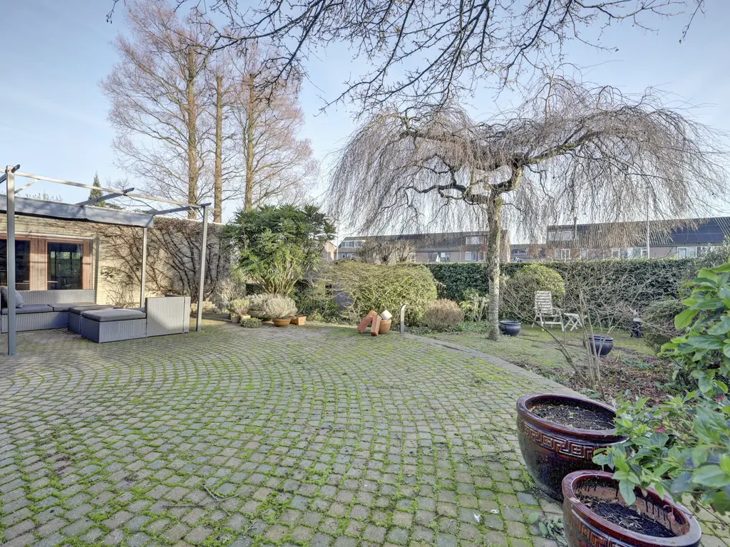 Notaris L P vd Blinkln 11a, BRIELLE