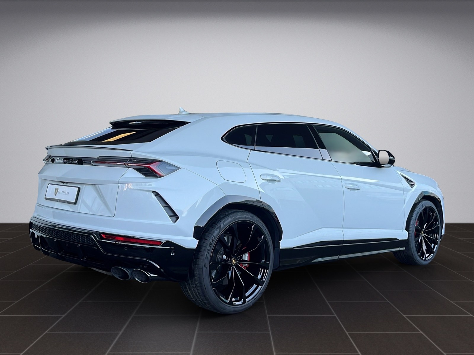 Lamborghini Urus MY22