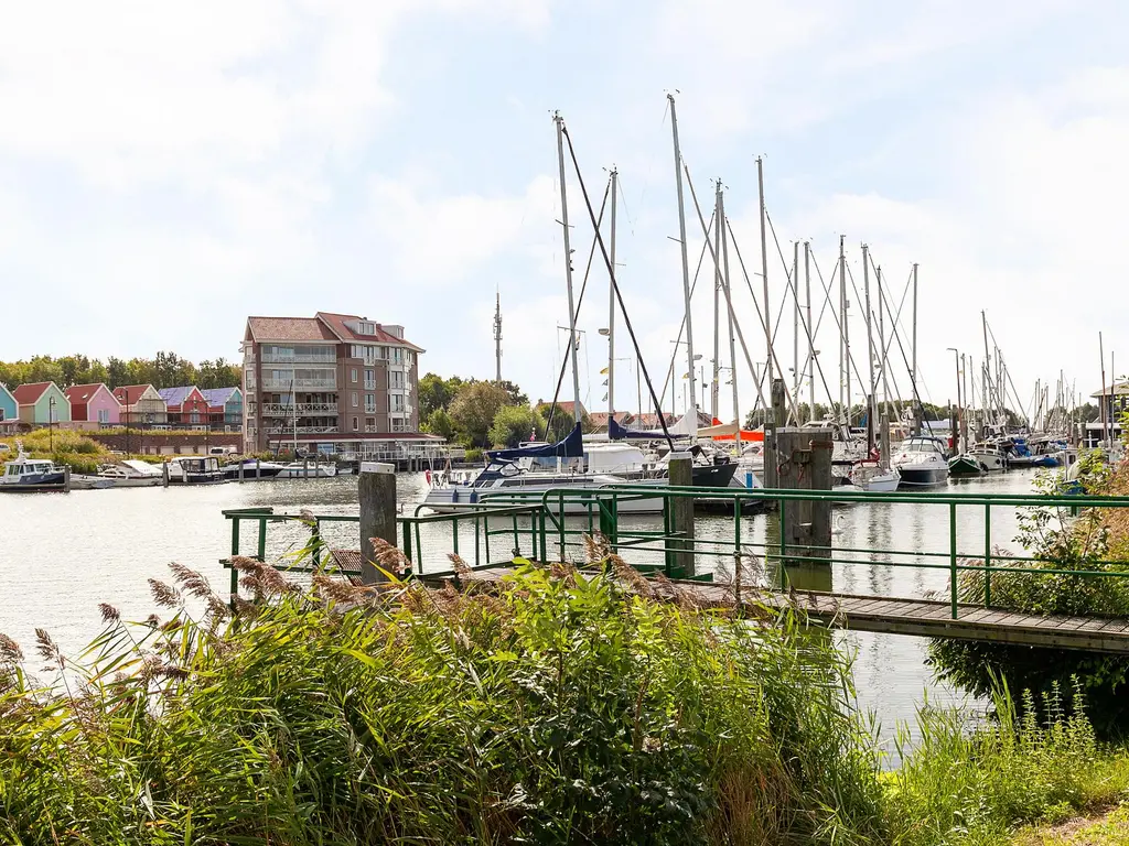 Oude Werf 72, THOLEN