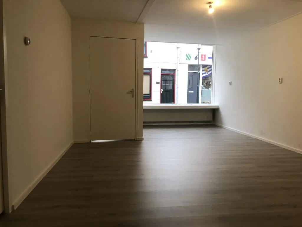 Kaaistraat 8, SINT-MAARTENSDIJK